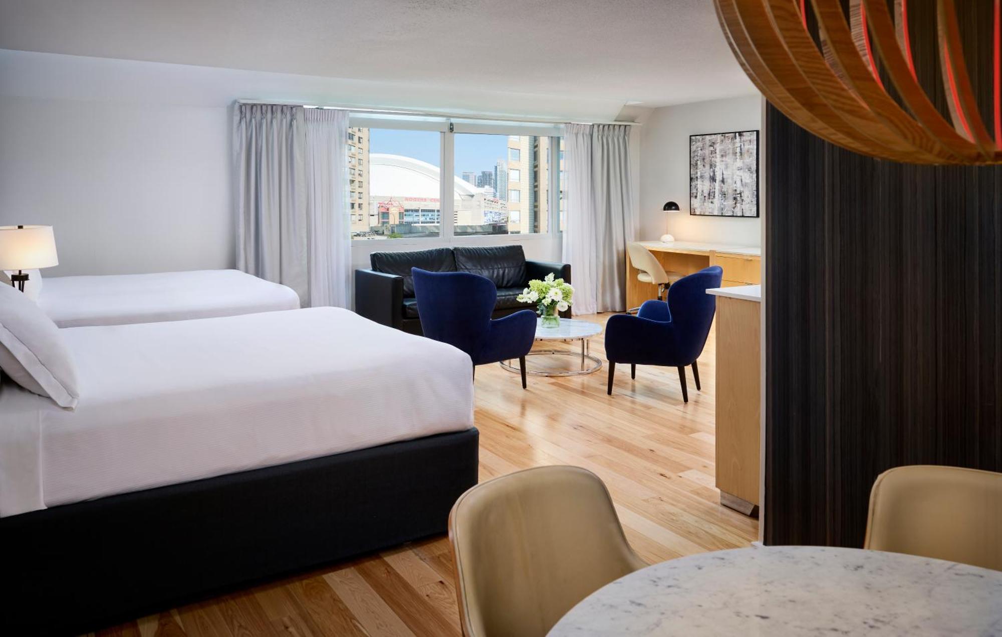 Отель Radisson Blu Toronto Downtown Экстерьер фото