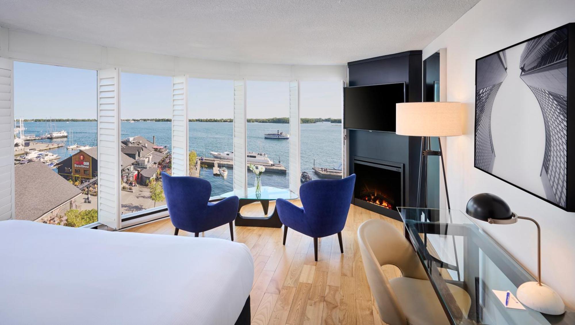 Отель Radisson Blu Toronto Downtown Экстерьер фото